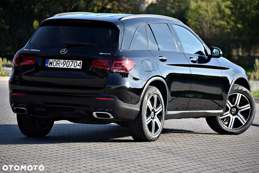 Mercedes-Benz GLC 300 de 4Matic 9G-TRONIC Exclusive - 6