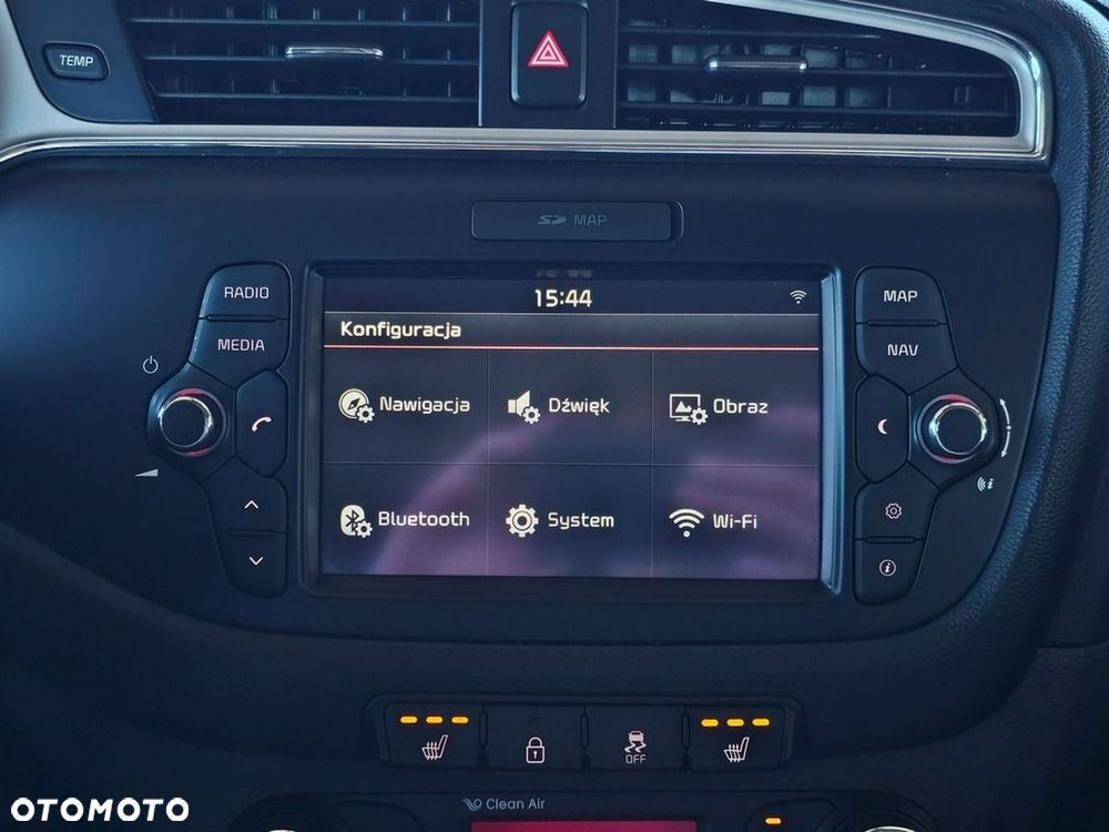 Kia Ceed - 24