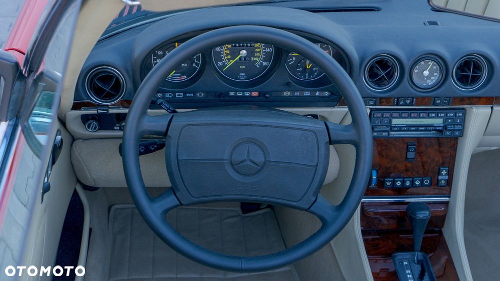 Mercedes-Benz SL - 17