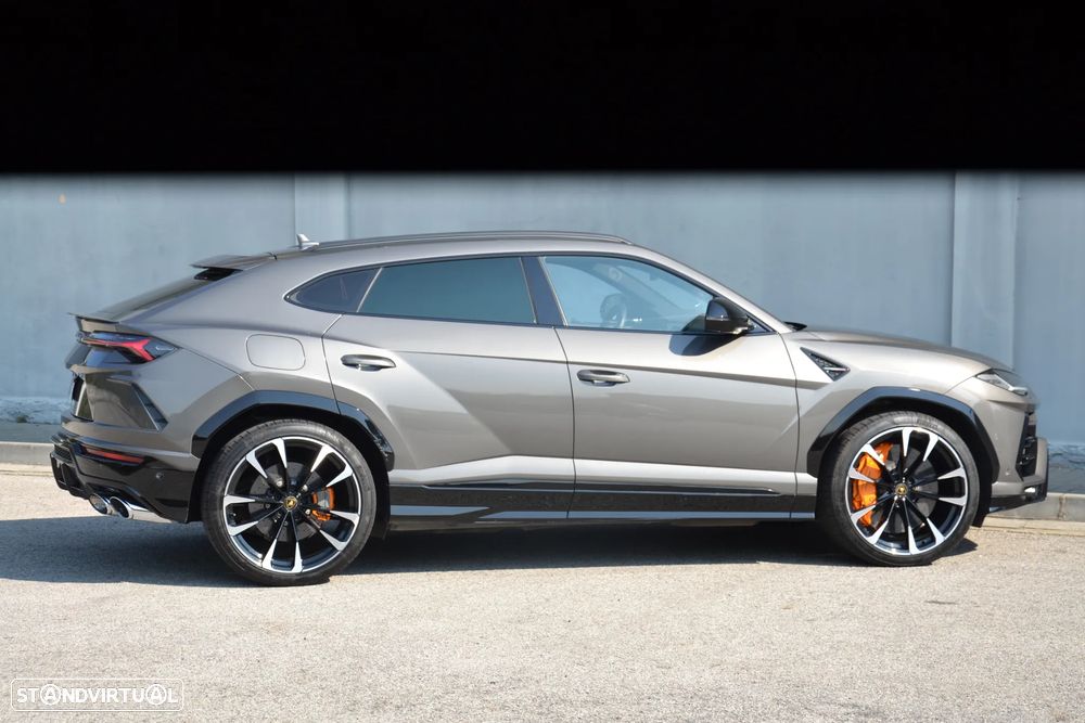 Lamborghini Urus - 7