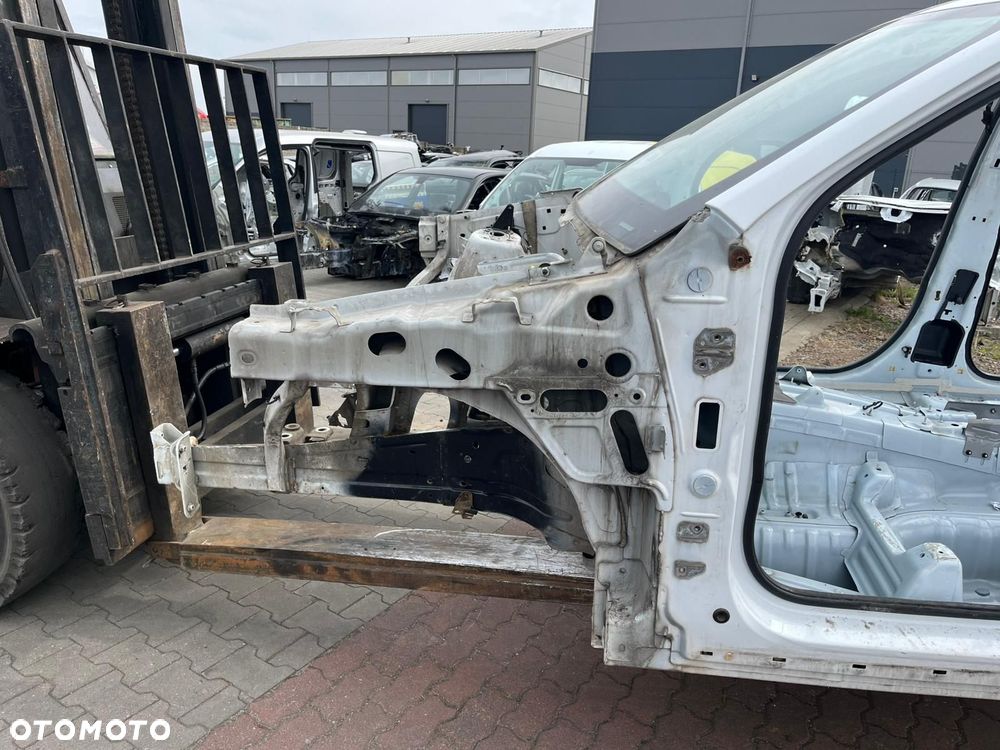 ĆWIARTKA LEWA PRZÓD PODŁUŻNICA JEEP GRAND CHEROKEE WK2 - 1