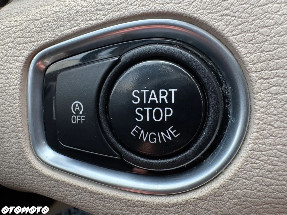 BMW X1 sDrive18d Business Edition sport - 30