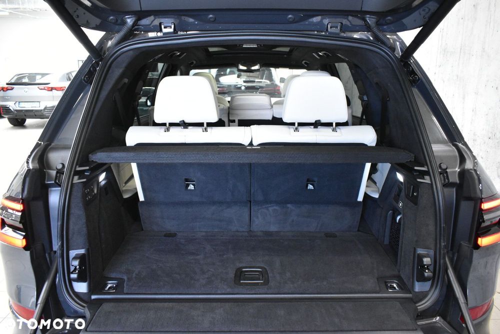 BMW X7 - 37