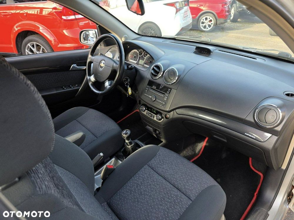 Chevrolet Aveo - 20