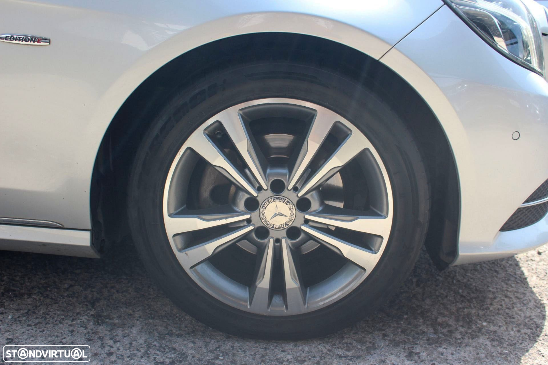 Mercedes-Benz E 220 CDi Avantgarde BE Auto. - 4