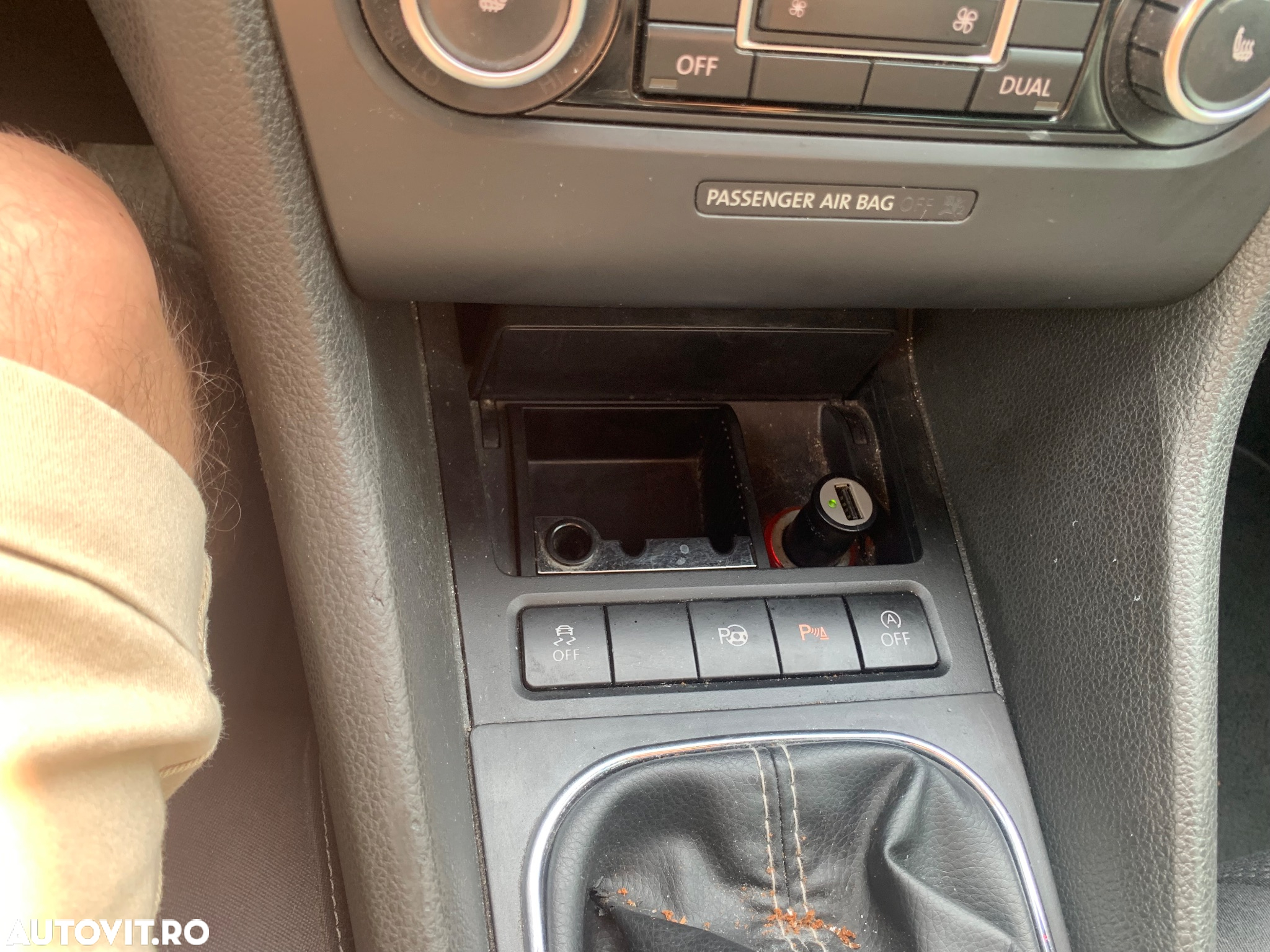 Volkswagen Golf - 18
