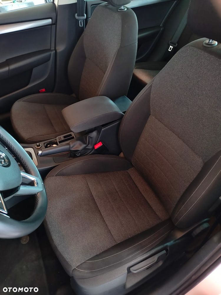Skoda Octavia 2.0 TSI 4x4 DSG Soleil - 11