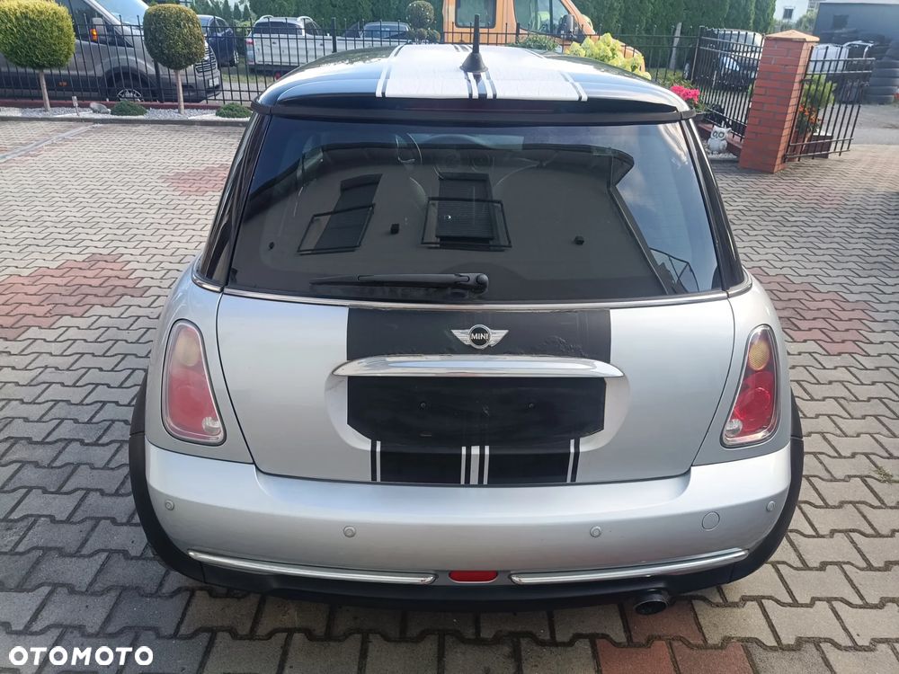 MINI Cooper Standard - 5