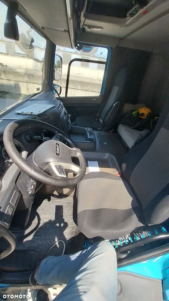 DAF CF - 8