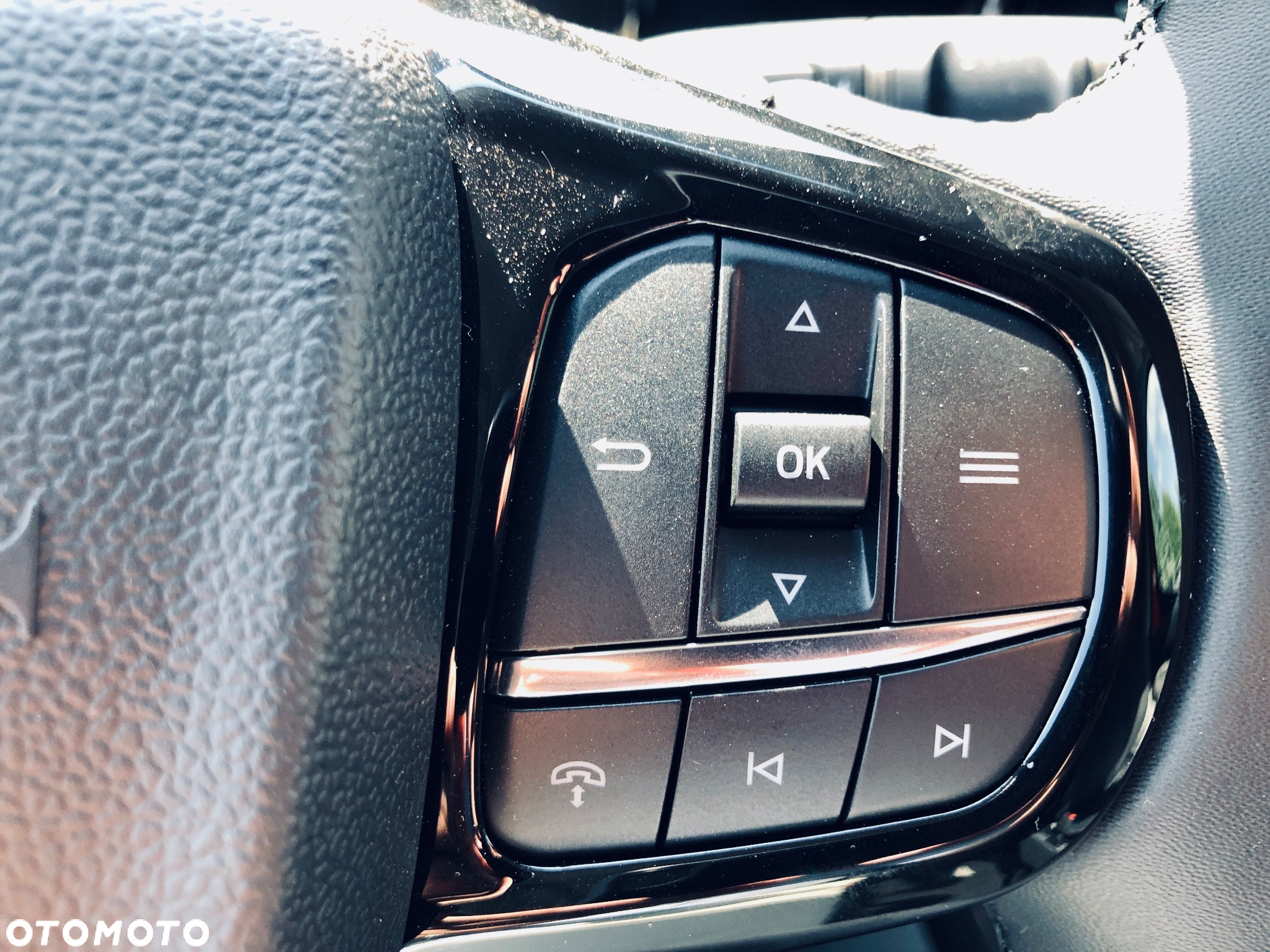 Ford Tourneo Custom 2.0 EcoBlue L2 Titanium X SelectShift - 31