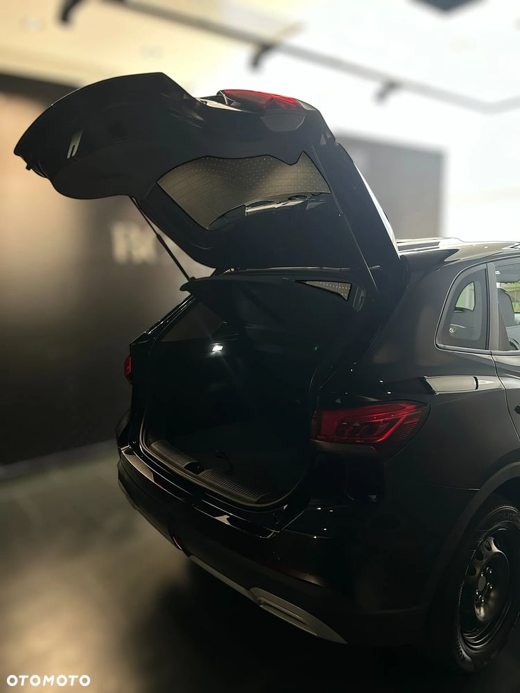 MG ZS Hybrid+ - 27