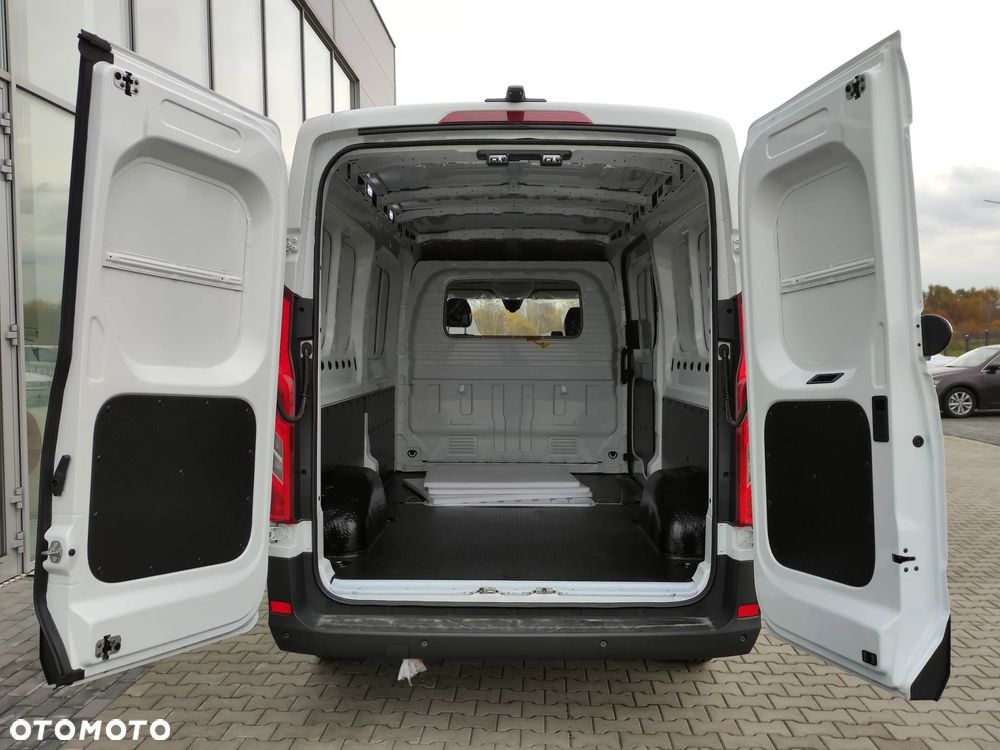 Maxus Deliver 9 - 15