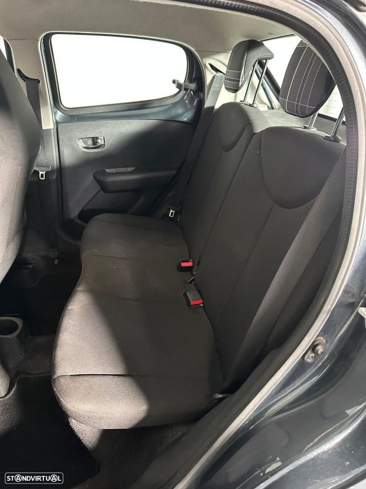 Peugeot 108 1.2 PureTech Allure - 13