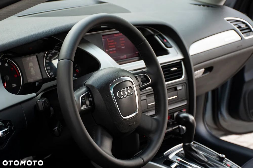 Audi A4 Avant 2.0 TFSI quattro S tronic S line Sportpaket - 36