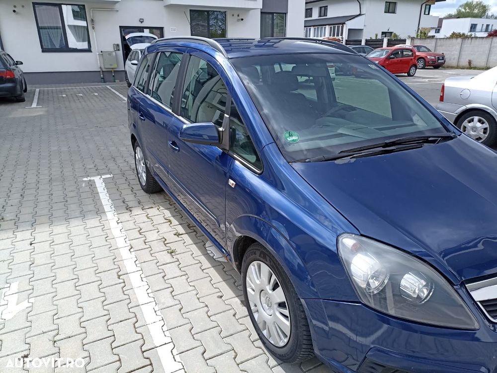 Opel Zafira 1.9 CDTI - 4