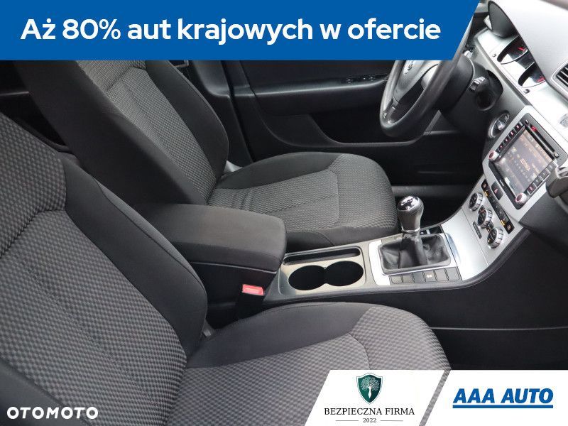 Volkswagen Passat Variant - 10