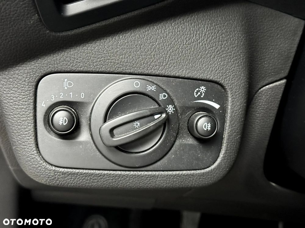 Ford Kuga - 14