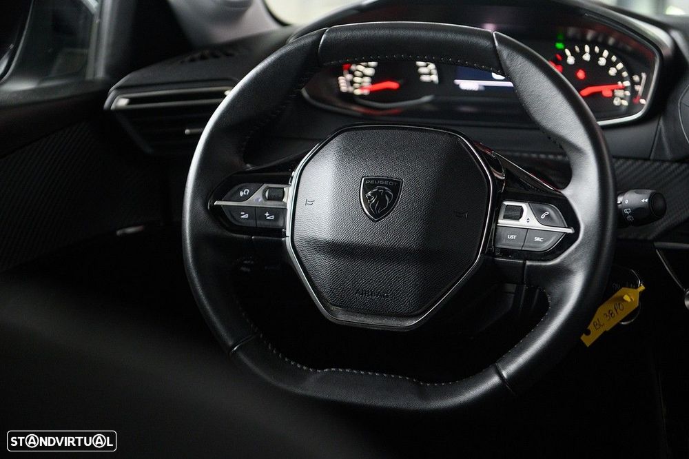 Peugeot 208 1.2 PureTech Active Pack - 23