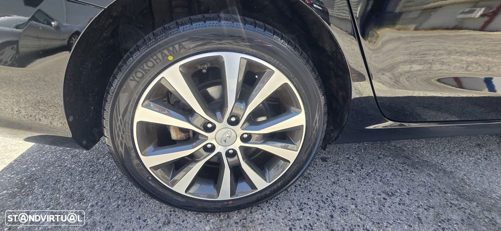 Hyundai i30 SW 1.6 CRDi Blue Style+Navi - 31