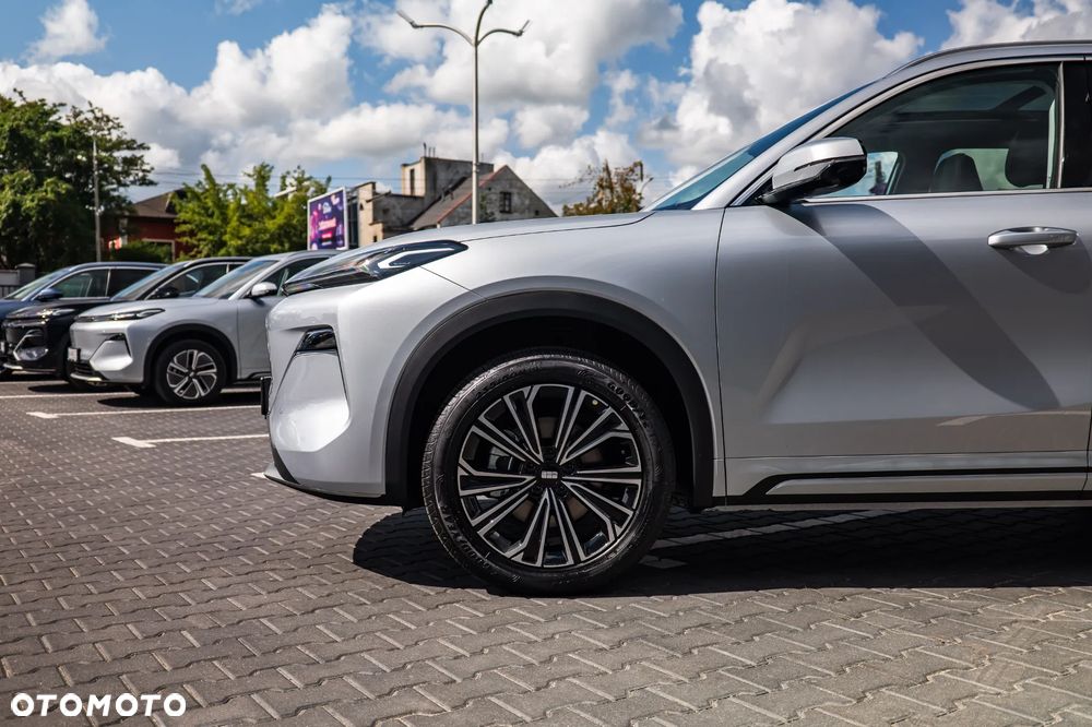 Geely Starray EM-i 1.5 PHEV Max - 7