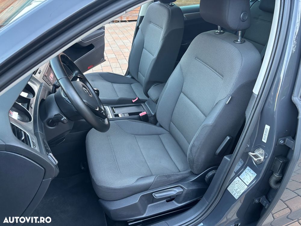 Volkswagen Golf 1.6 TDI BlueMotion Comfortline - 14