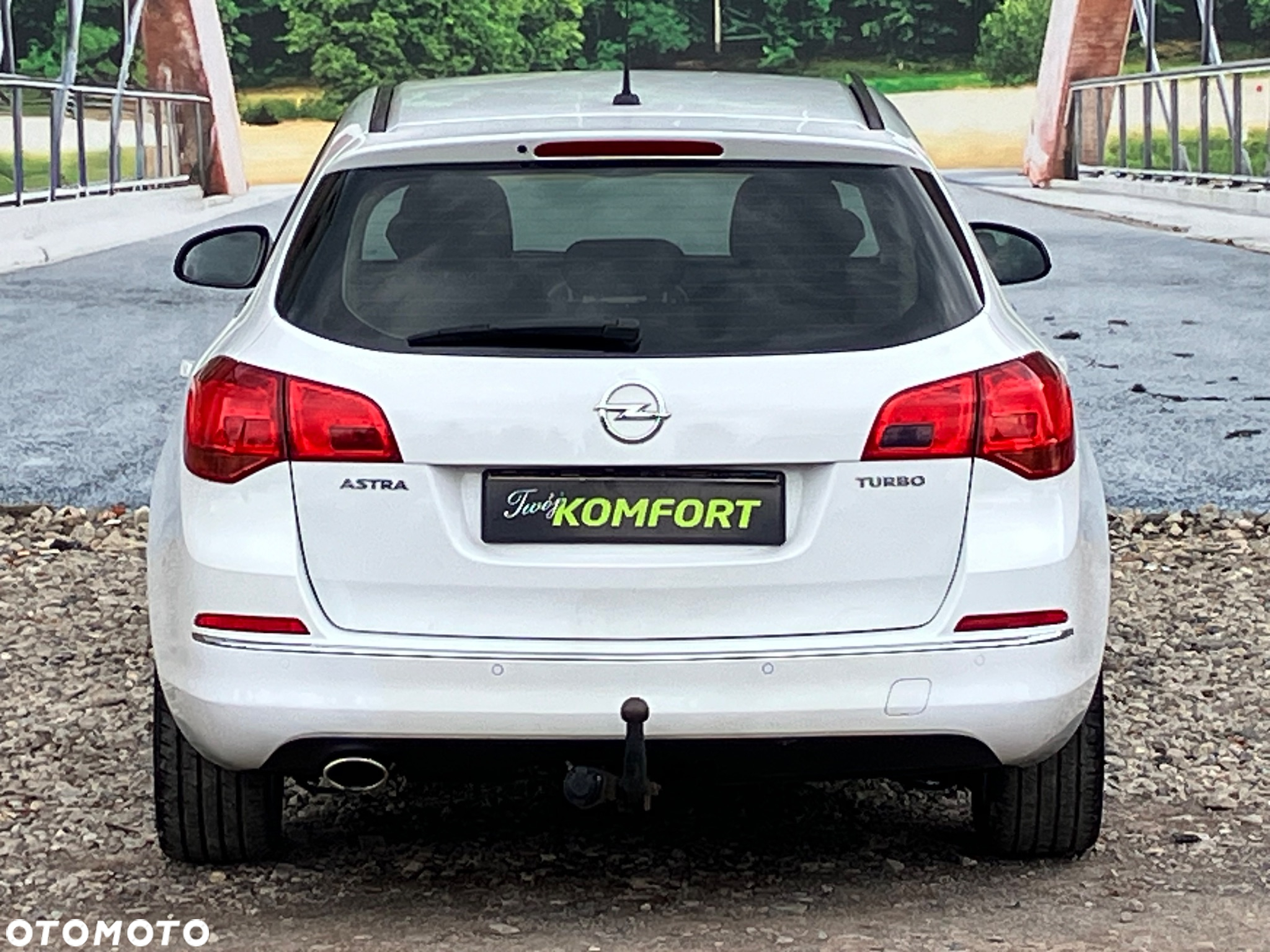 Opel Astra 1.4 Turbo Color Edition - 11