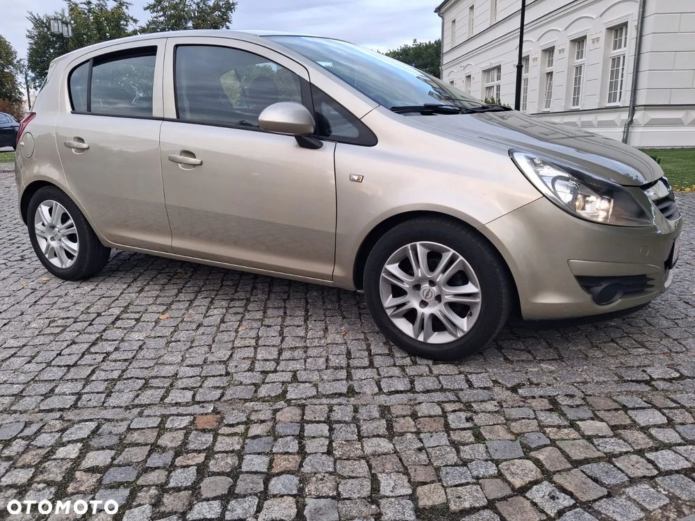 Opel Corsa - 16