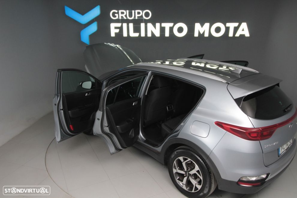 Kia Sportage 1.6 CRDI ISG MHEV Urban - 11