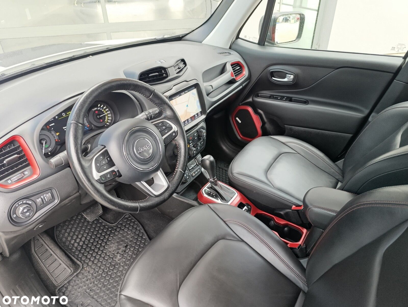 Jeep Renegade - 10