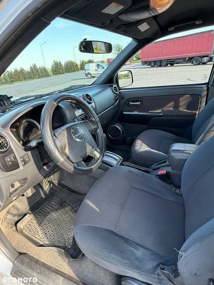 Isuzu D-Max 3.0d SC Custom - 13