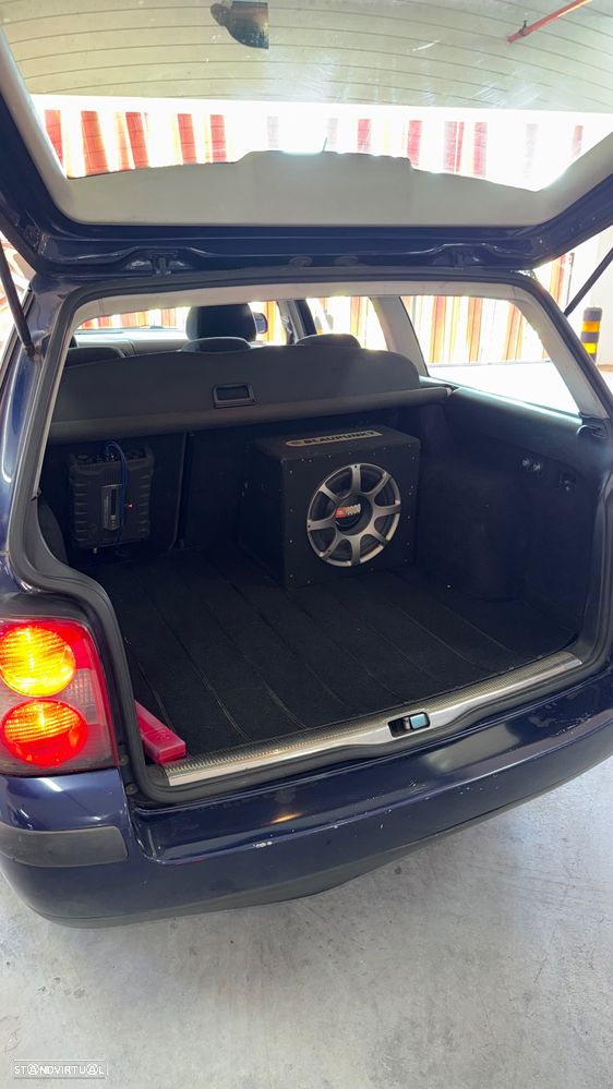 VW Passat 1.9 TDi Comfortline - 25