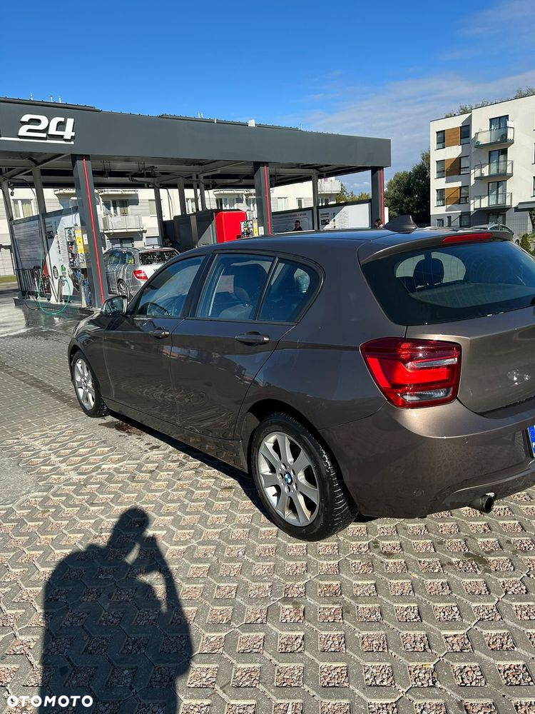 BMW Seria 1 116i - 7