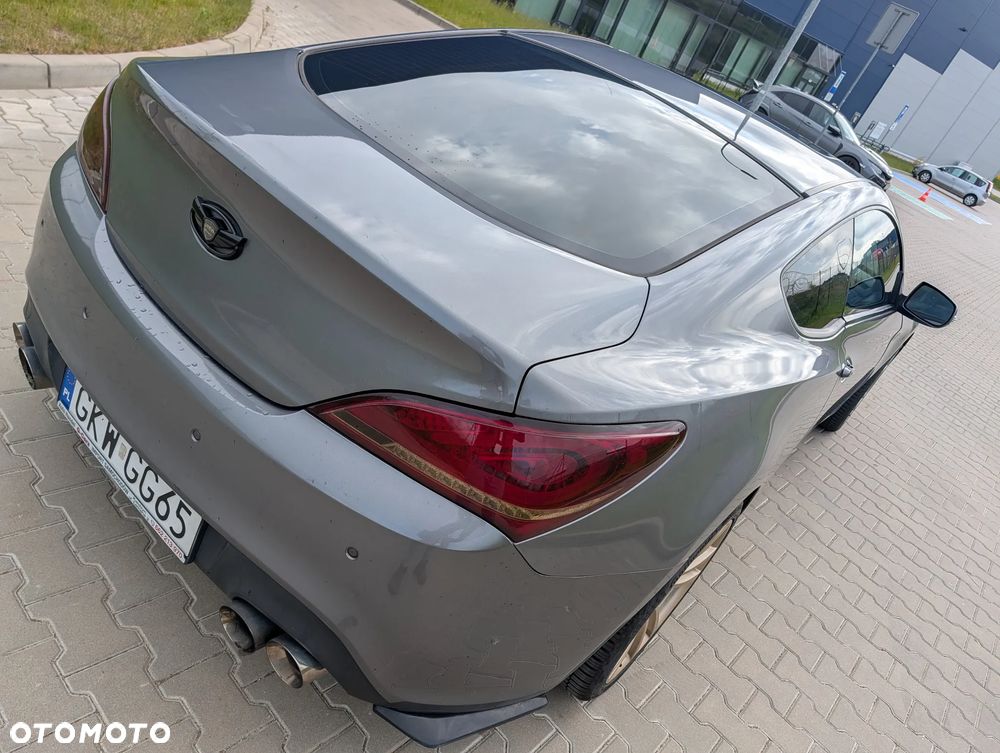 Hyundai Genesis Coupe 3.8 V6 Automatik - 15