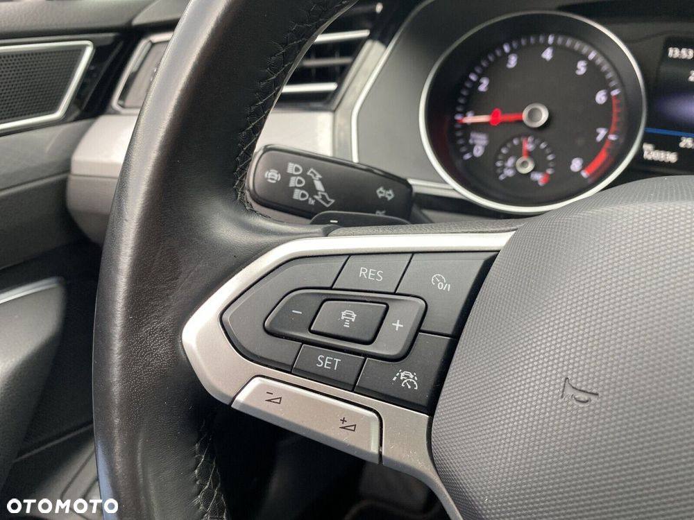 Volkswagen Passat Variant - 19