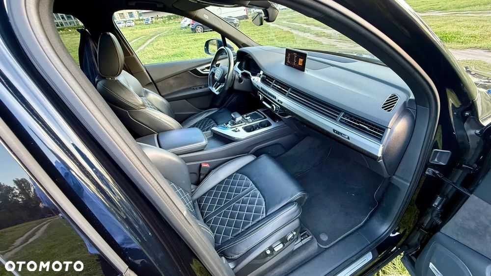 Audi SQ7 - 14