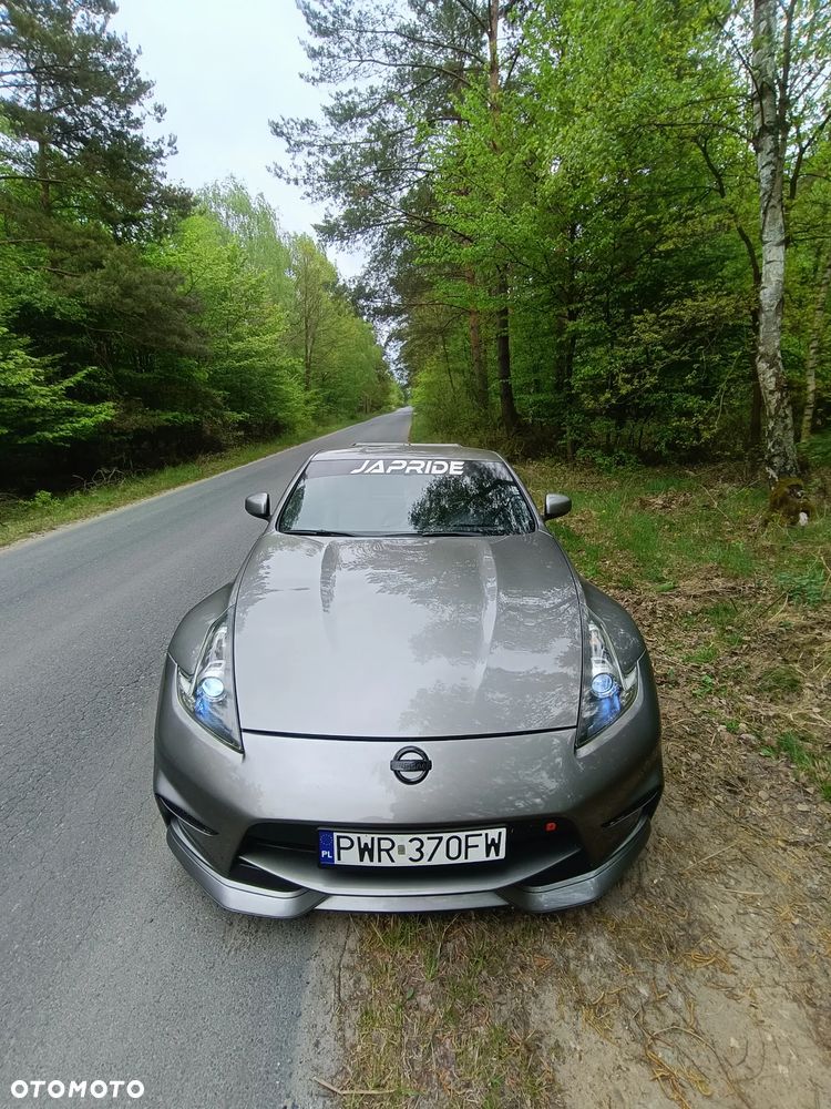 Nissan 370 Z - 6