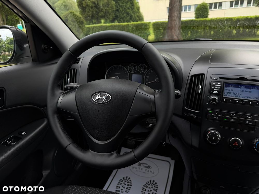 Hyundai i30 1.4 FIFA WM Edition - 35