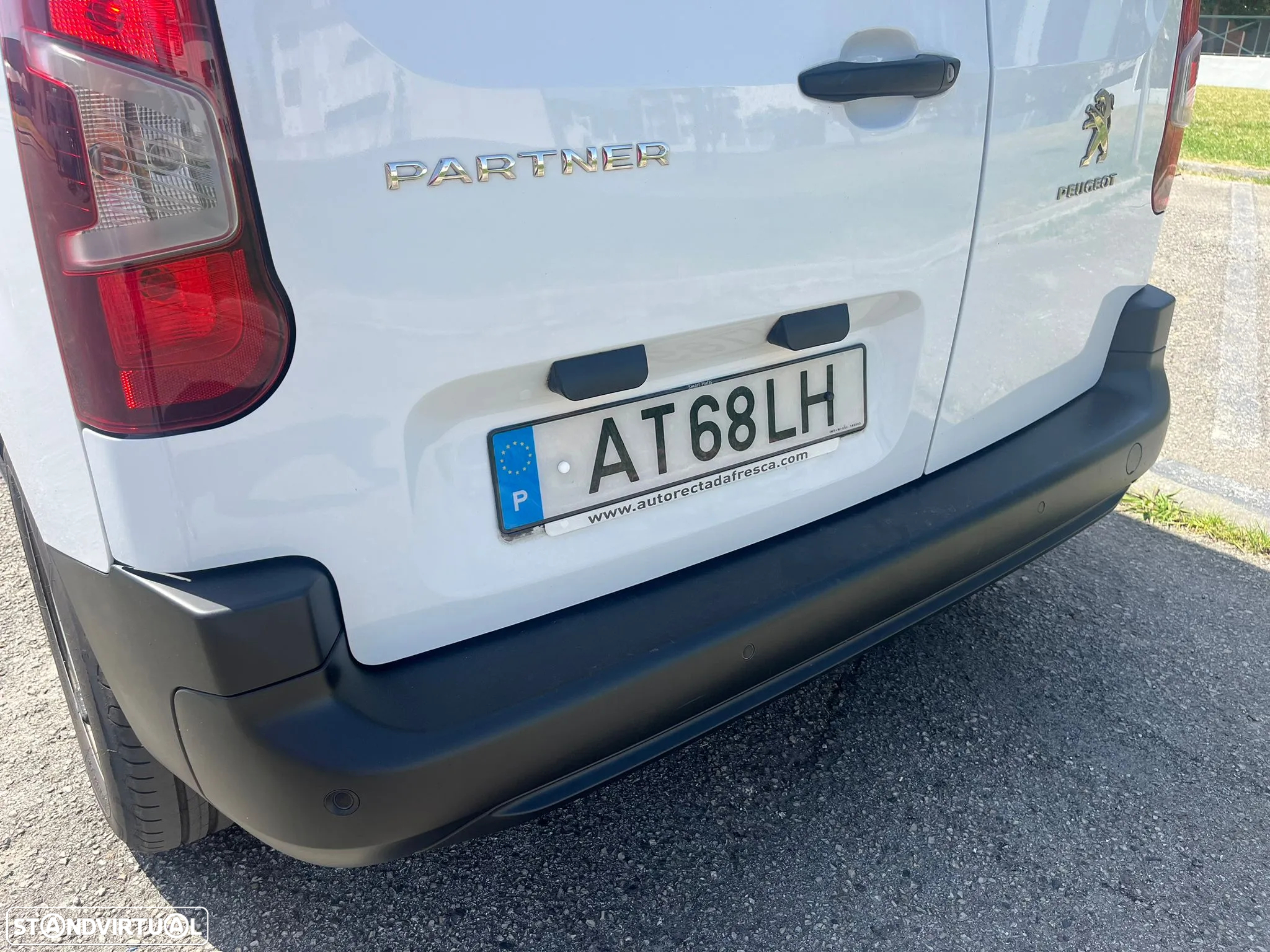 Peugeot PARTNER 1.5 HDI 102cv - AR CONDICIONADO - IVA DEDUTIVEL - 18