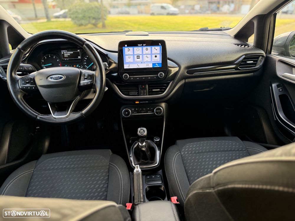 Ford Fiesta 1.0 EcoBoost Titanium - 11