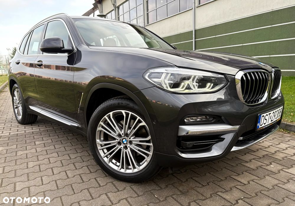 BMW X3 xDrive20d Luxury Line - 16