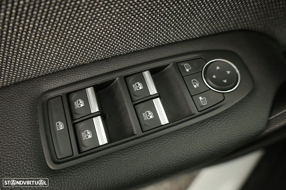 Renault Captur 1.0 TCe Techno - 18