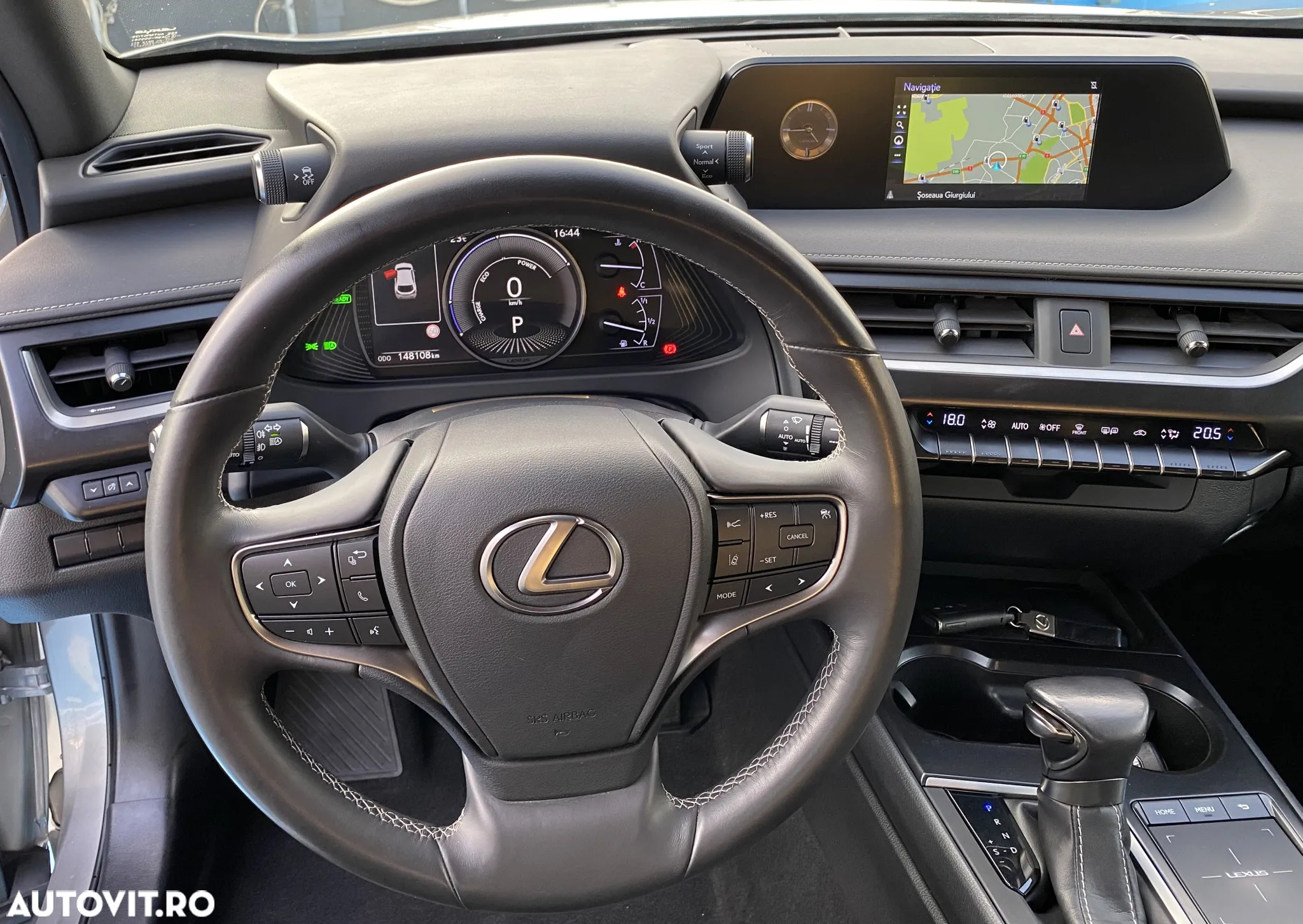 Lexus UX 250h Executive Line - 12