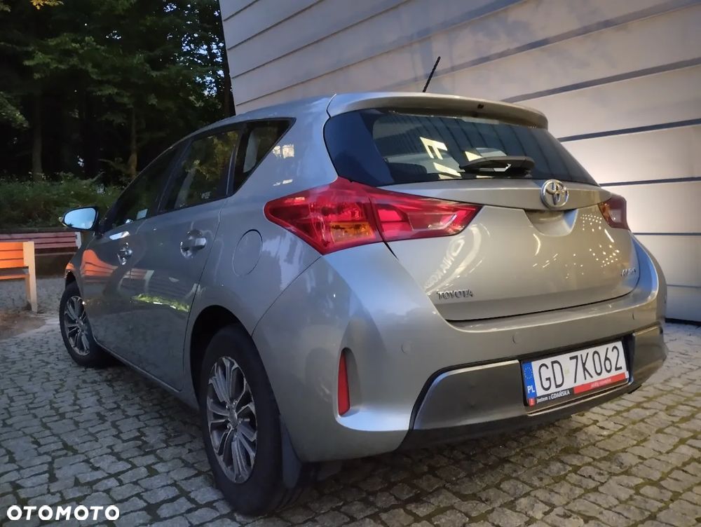 Toyota Auris 1.33 VVT-i Life Comfort - 17