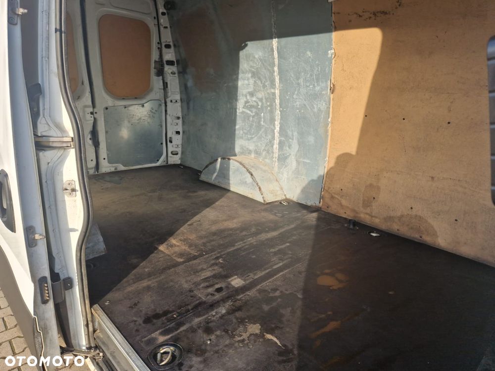 Iveco DAILY 35S14 - 10