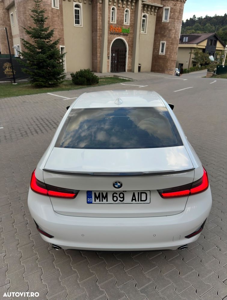 BMW Seria 3 320d Aut. Sport Line - 4