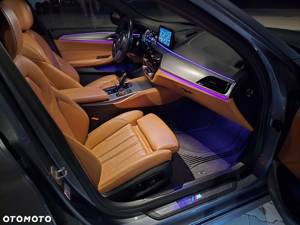 BMW Seria 5 520d - 12