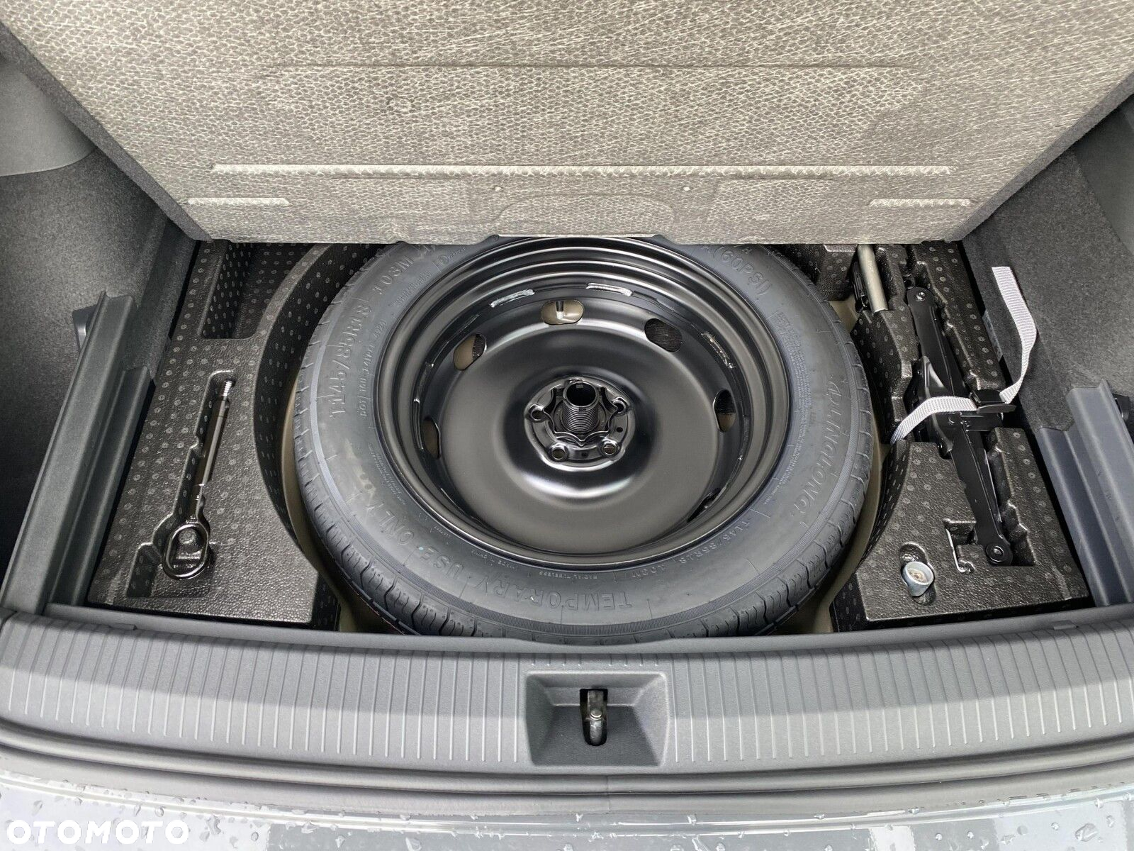Volkswagen Tiguan - 36