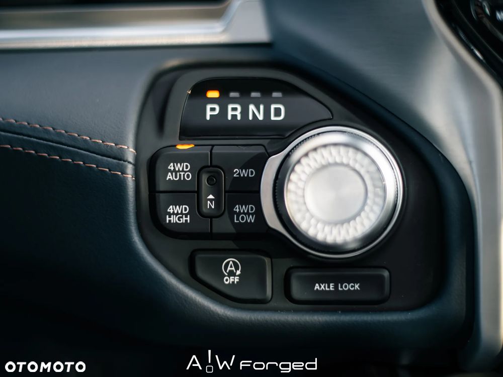 RAM 1500 Tungsten - 28