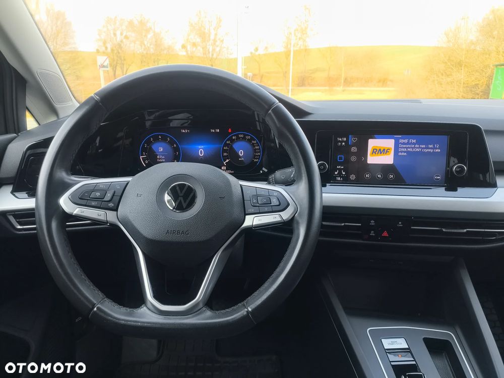 Volkswagen Golf Variant - 22