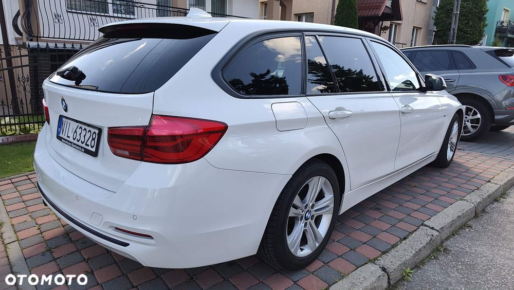 BMW Seria 3 320d Sport Line - 6